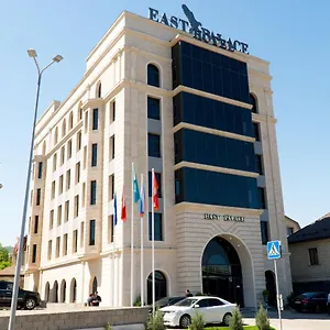 4* Otel East Palace